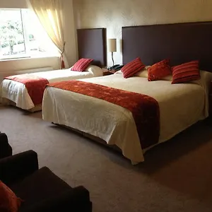 Robeen House Гостевой дом